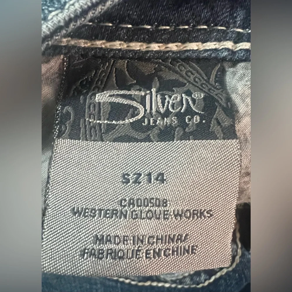 💚 Women’s Comfy Silver Jean Co. Denim Capri 💚. SZ 14 - Picture 4 of 4